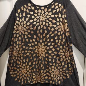 Lucky Brand Charcoal Tee With Sparkling Gold Florals 2x